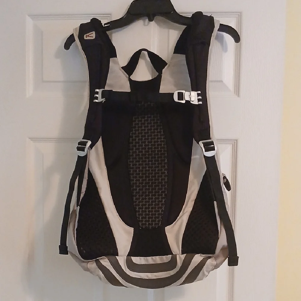 KEEN Two-toned Gray Hiking Backpack